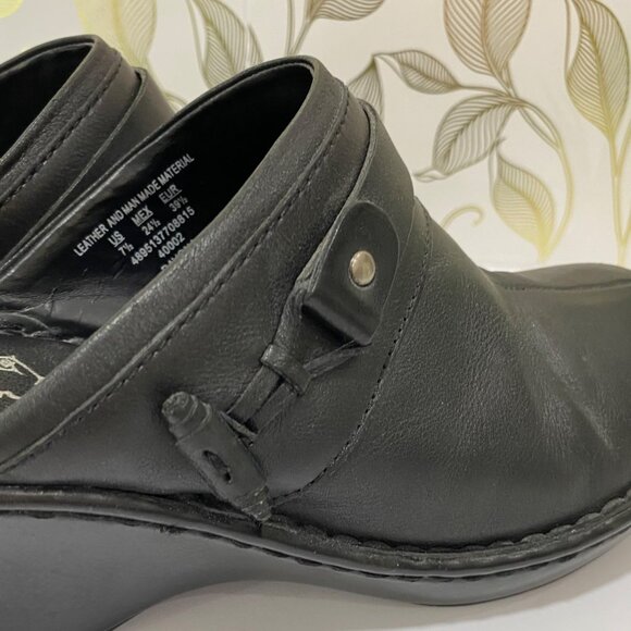 Thom mcAn Womens Black Leather Mule Clogs With Strap Detail 7.5 Comfortable Slip - Picture 6 of 10